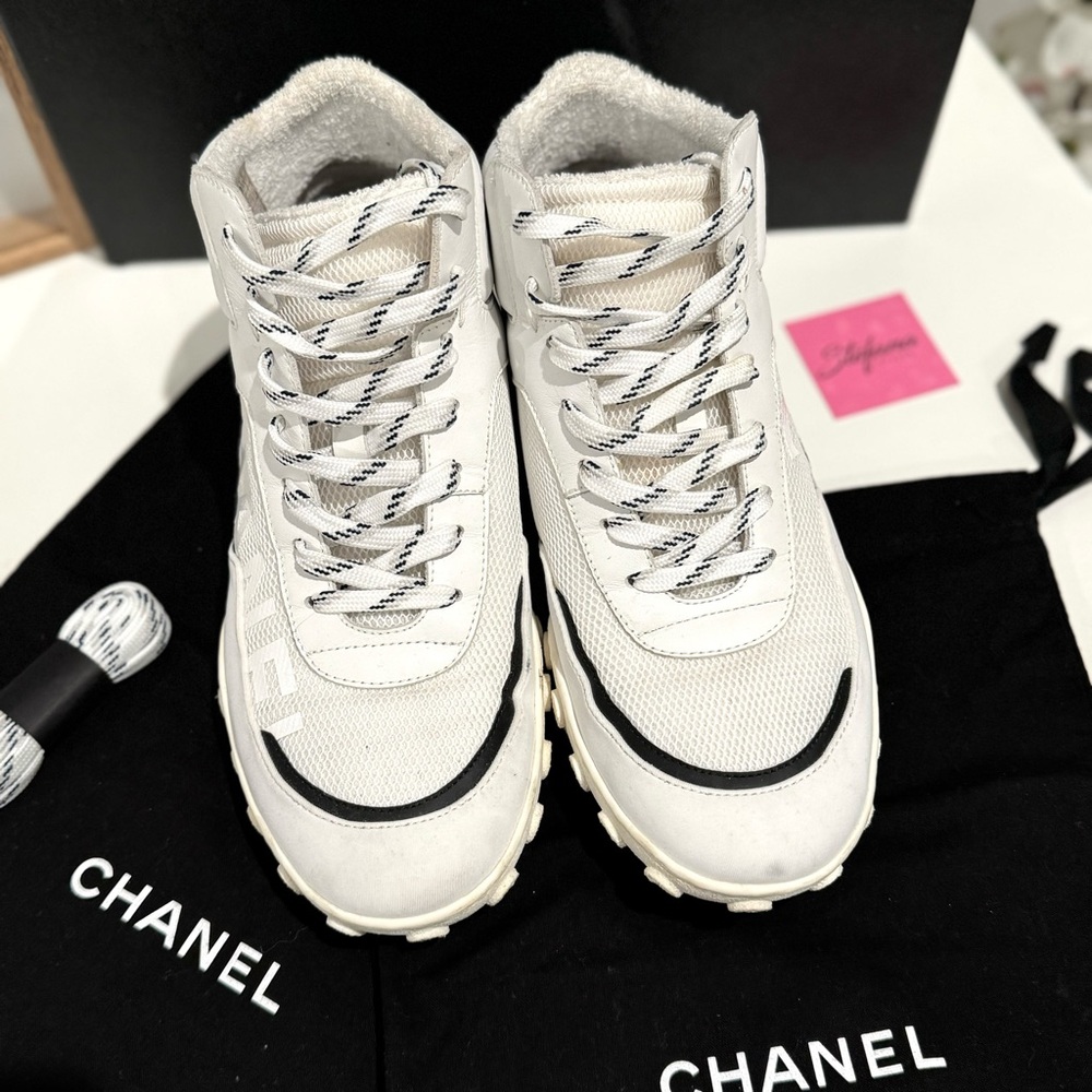 CHANEL White High-Top Sneakers - Picture 3 of 15